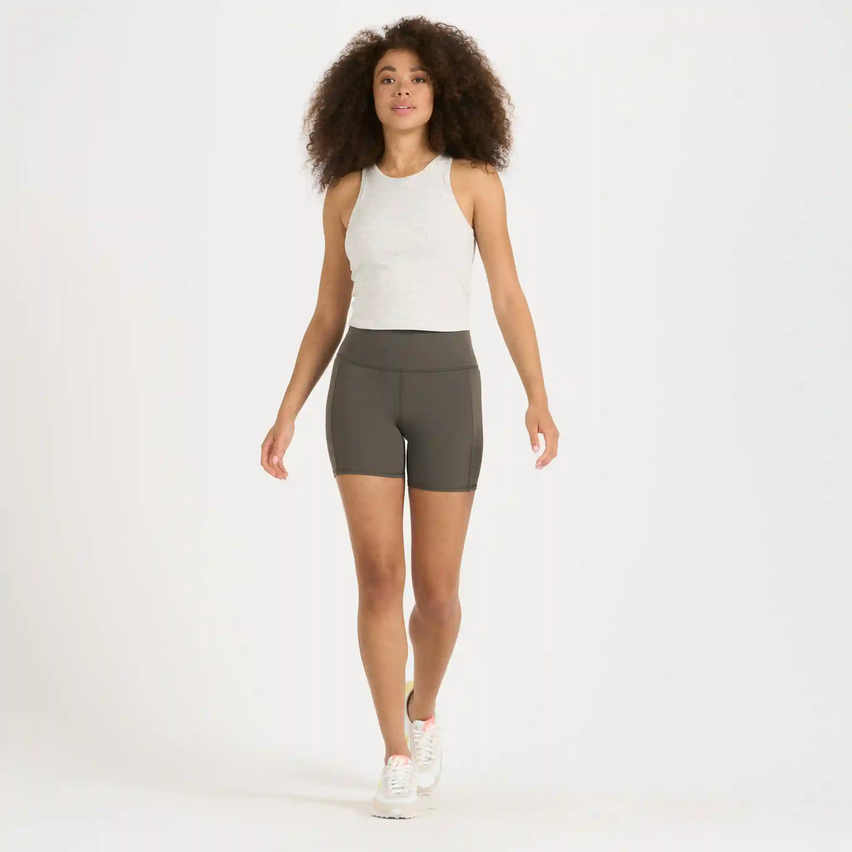 Studio Pocket Short