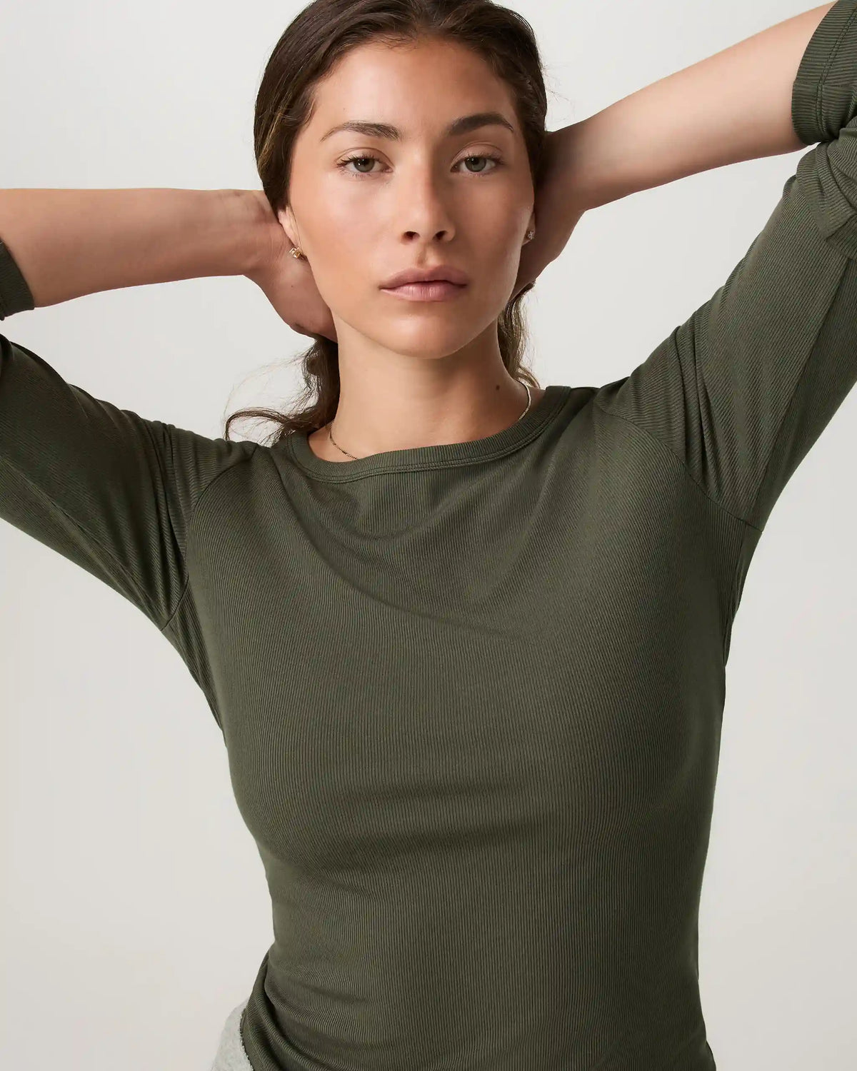 Long Sleeve Pose Subtle Scoop