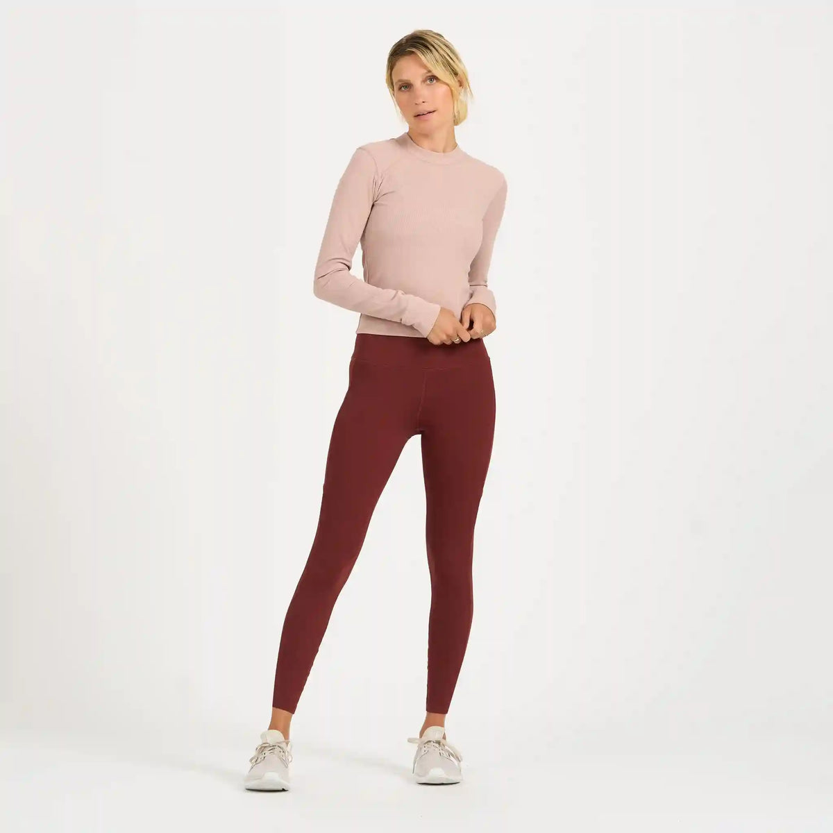 Long-Sleeve Pose Fitted Tee