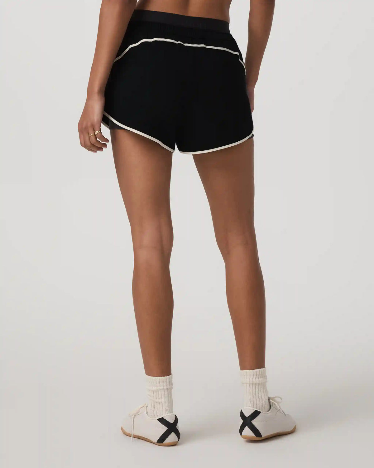 Luna Piped Short
