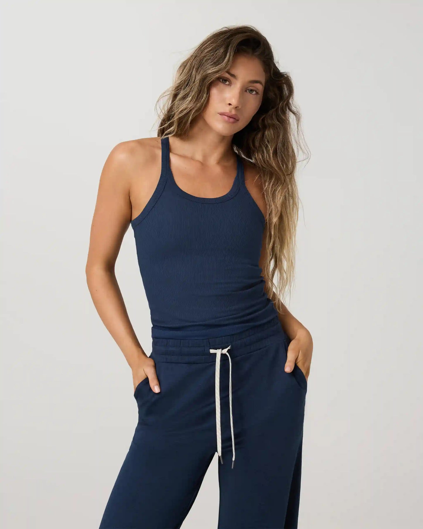Cove Layering Tank