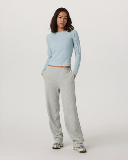 Long Sleeve Pose Crew