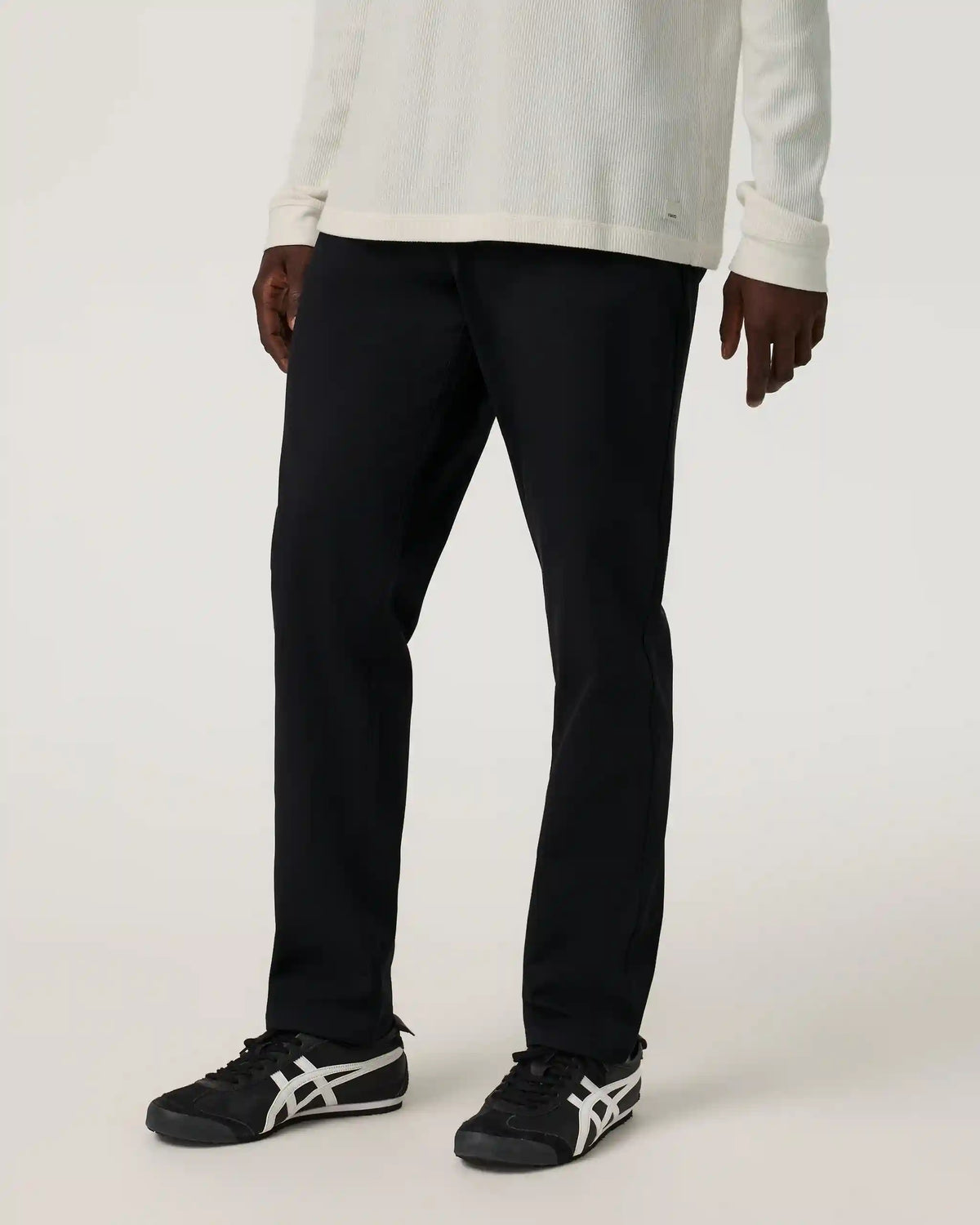 Vuori Meta™ Twill Pant Classic Fit 32"