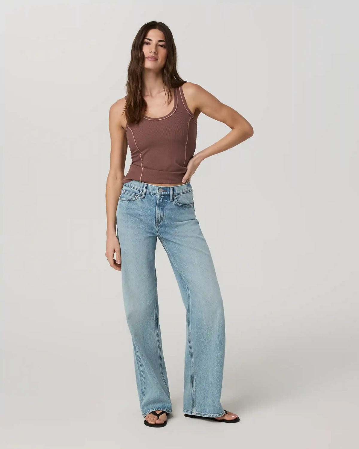 Pose Seams Tank