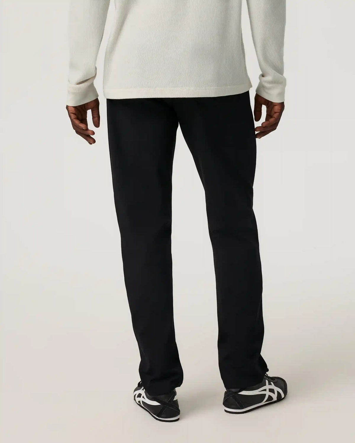 Vuori Meta™ Twill Pant Classic Fit 32"