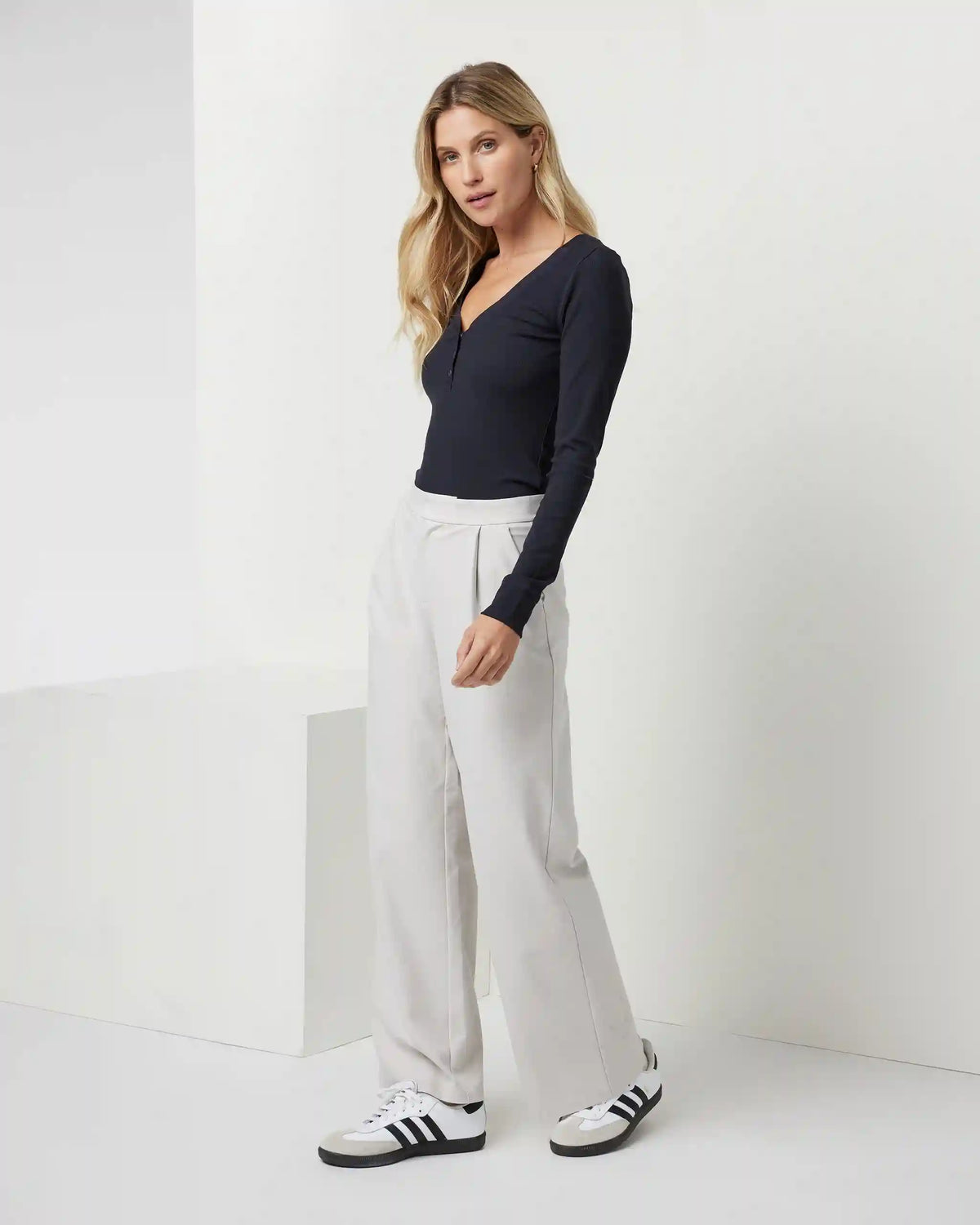 Long Sleeve Pose Henley