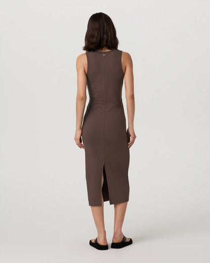 Pose Scoop Dress