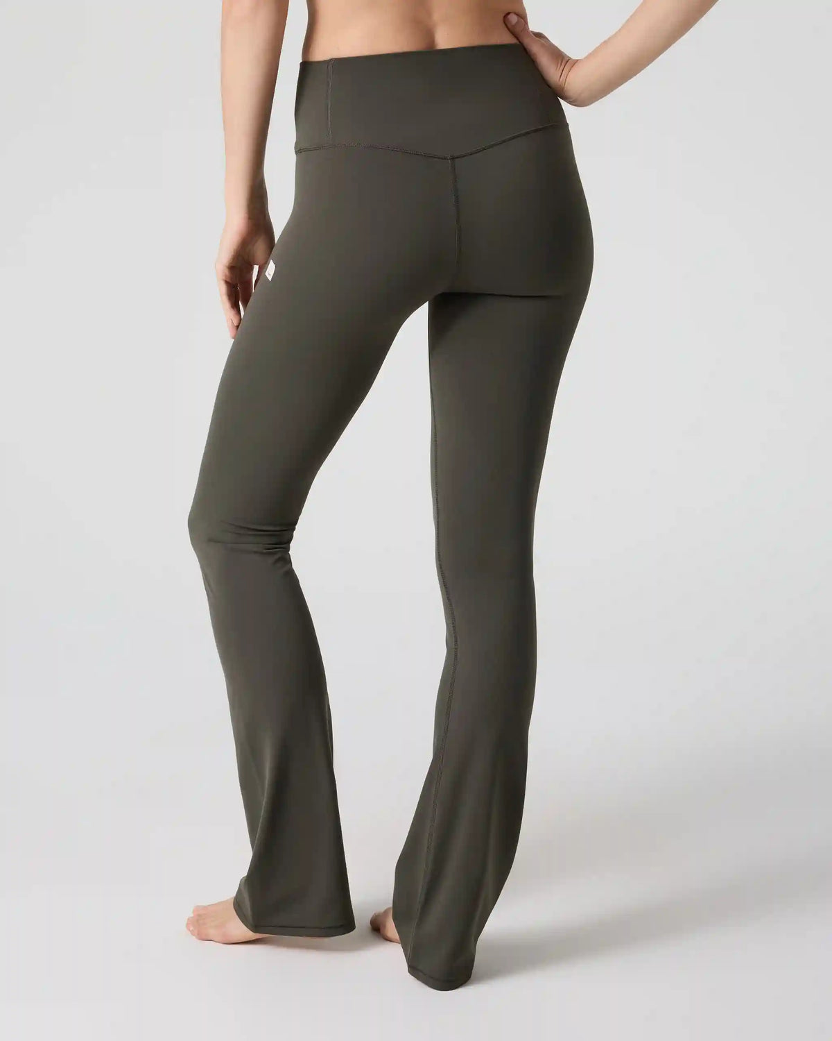 Vuori AllTheFeels™ Slim Flare - Long