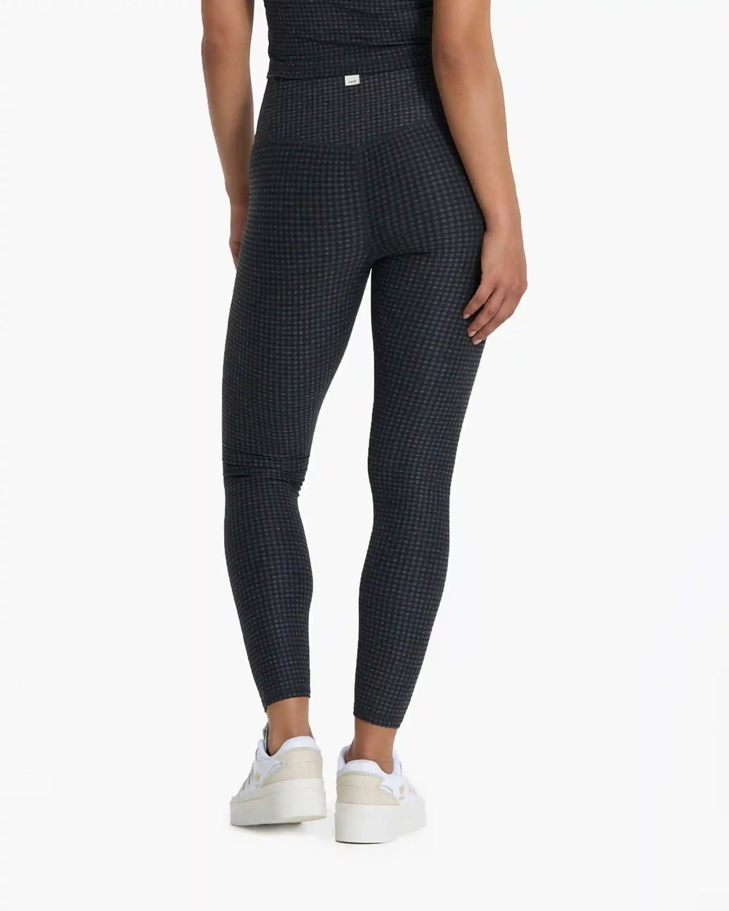 Clean Elevation Legging
