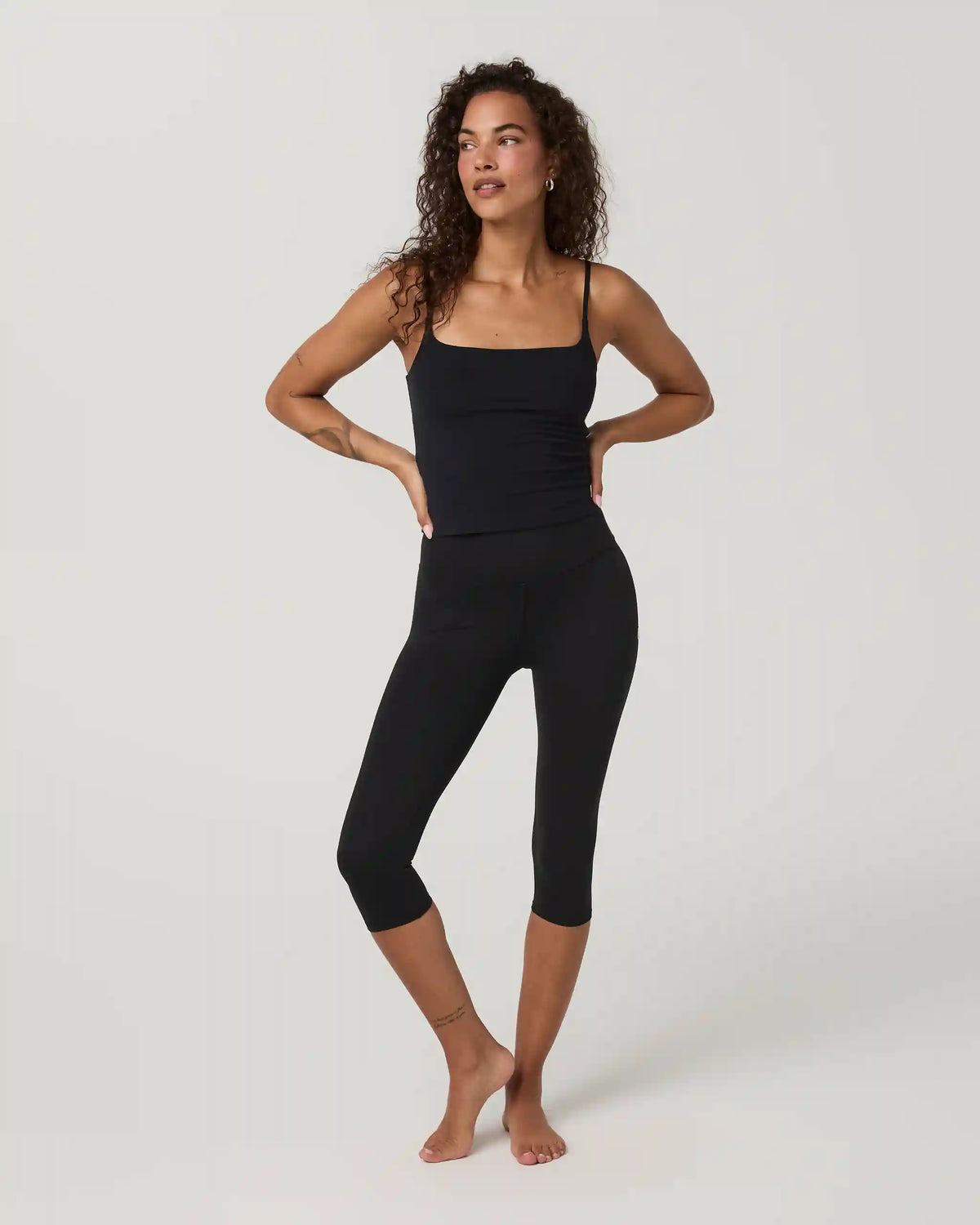 Vuori AllTheFeels™ Crop Legging