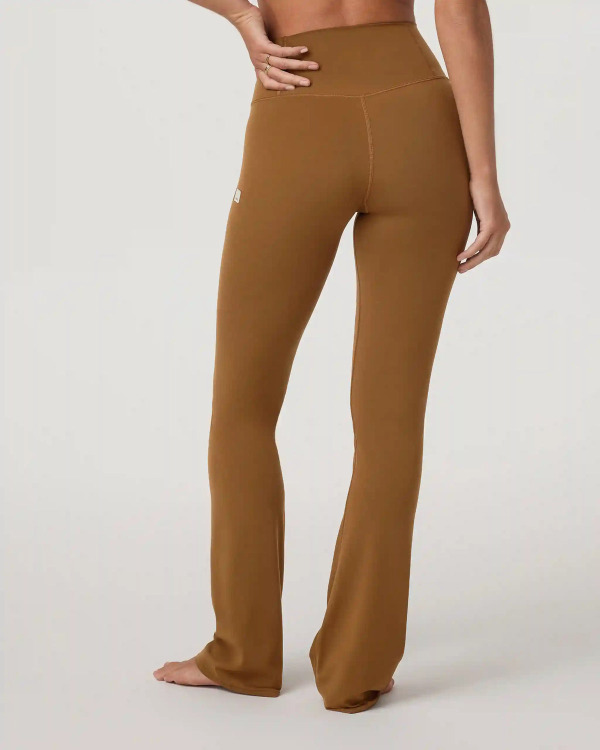 Vuori AllTheFeels™ Slim Flare
