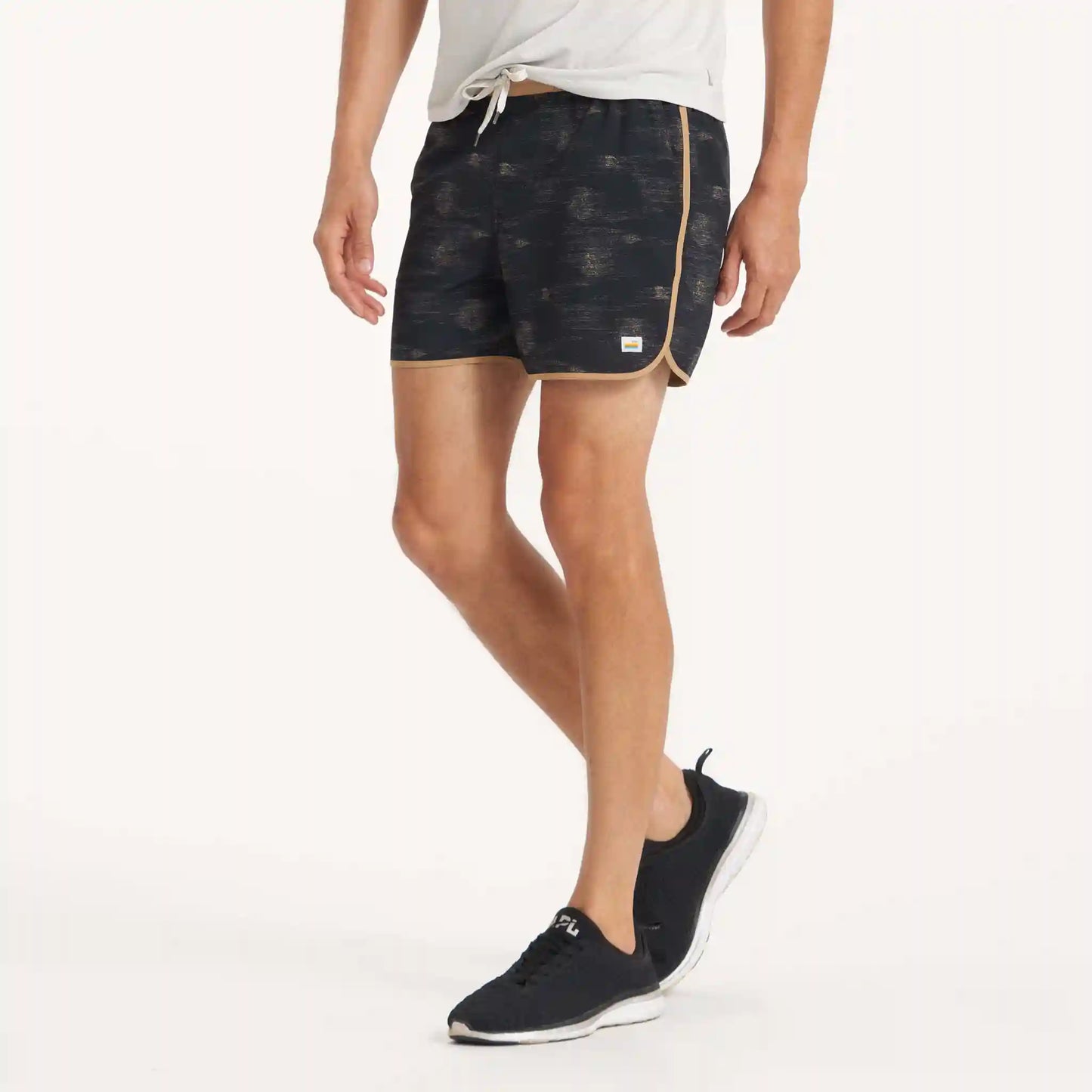 Banks Short Unlined 5"
