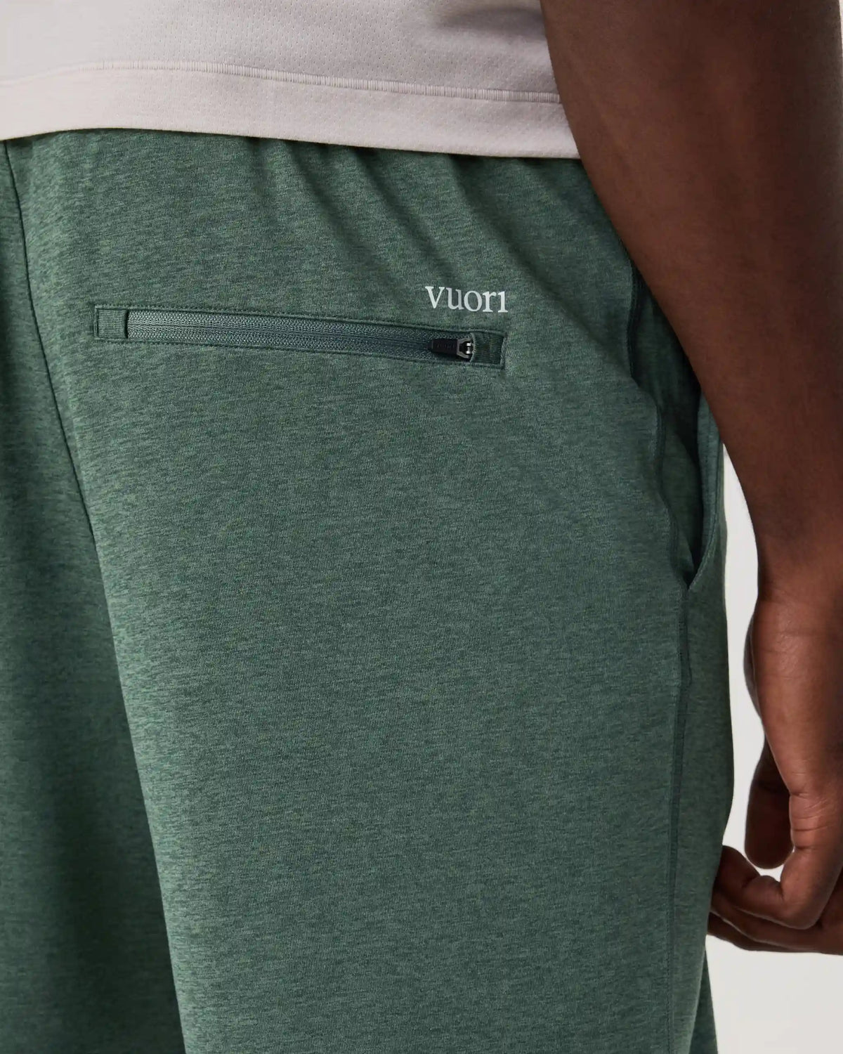 Sunday Performance Short 8"