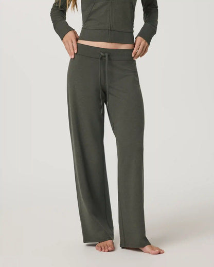 Halo Low Rise Straight Leg Pant - Short