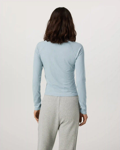 Long Sleeve Pose Crew