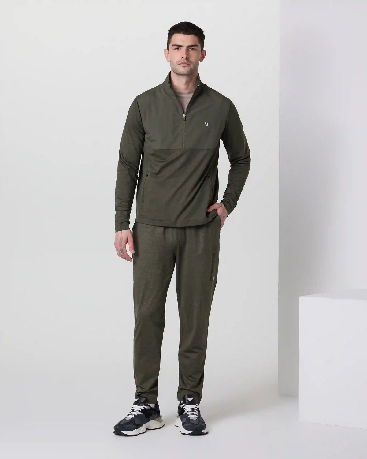 Sunday Element Half Zip