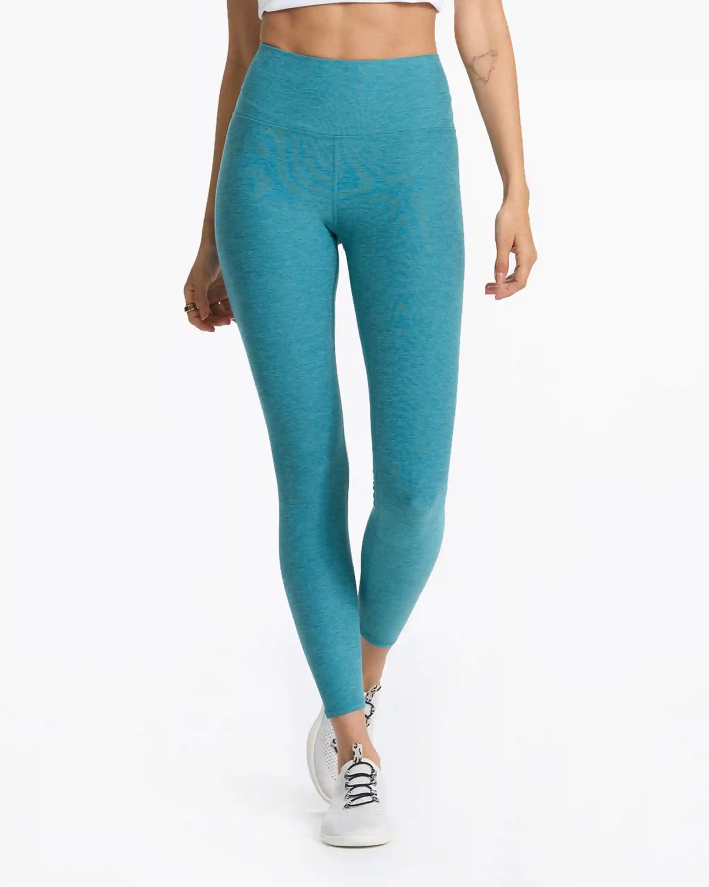 Clean Elevation Legging