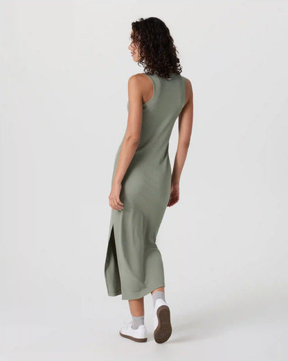 Pose Modern Dress