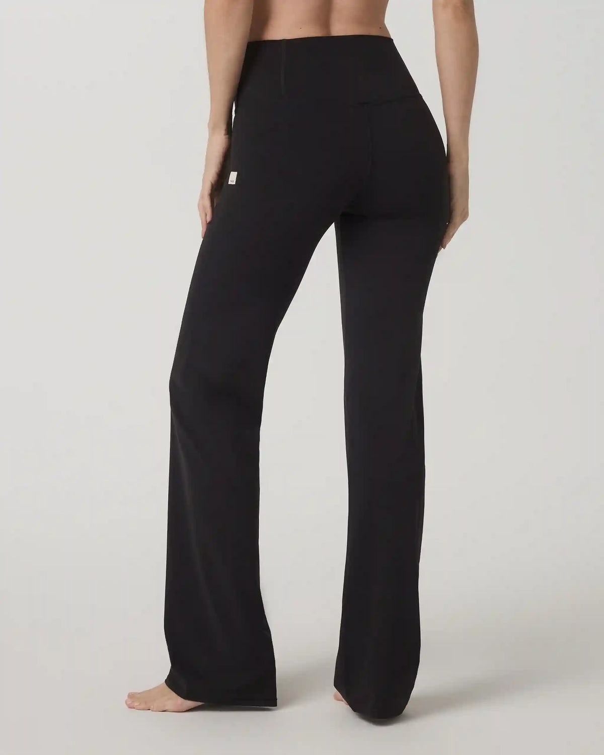 Vuori AllTheFeels™ Straight Leg - Short