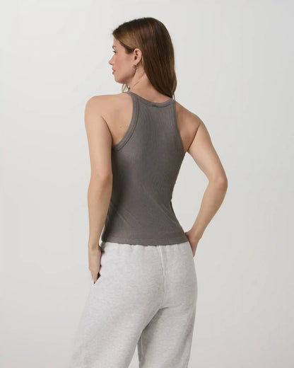 Cove Layering Tank