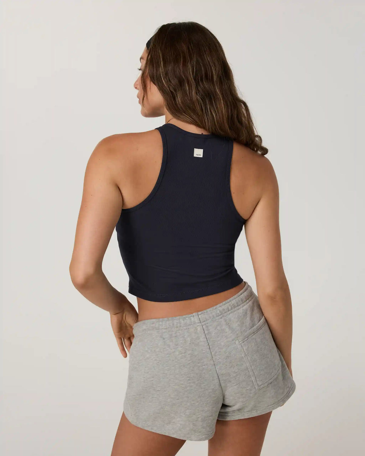 Pose Plyo Tank