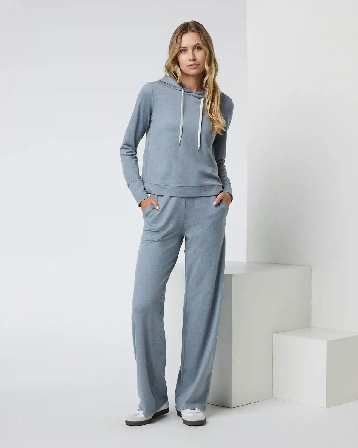 Halo Essential Hoodie
