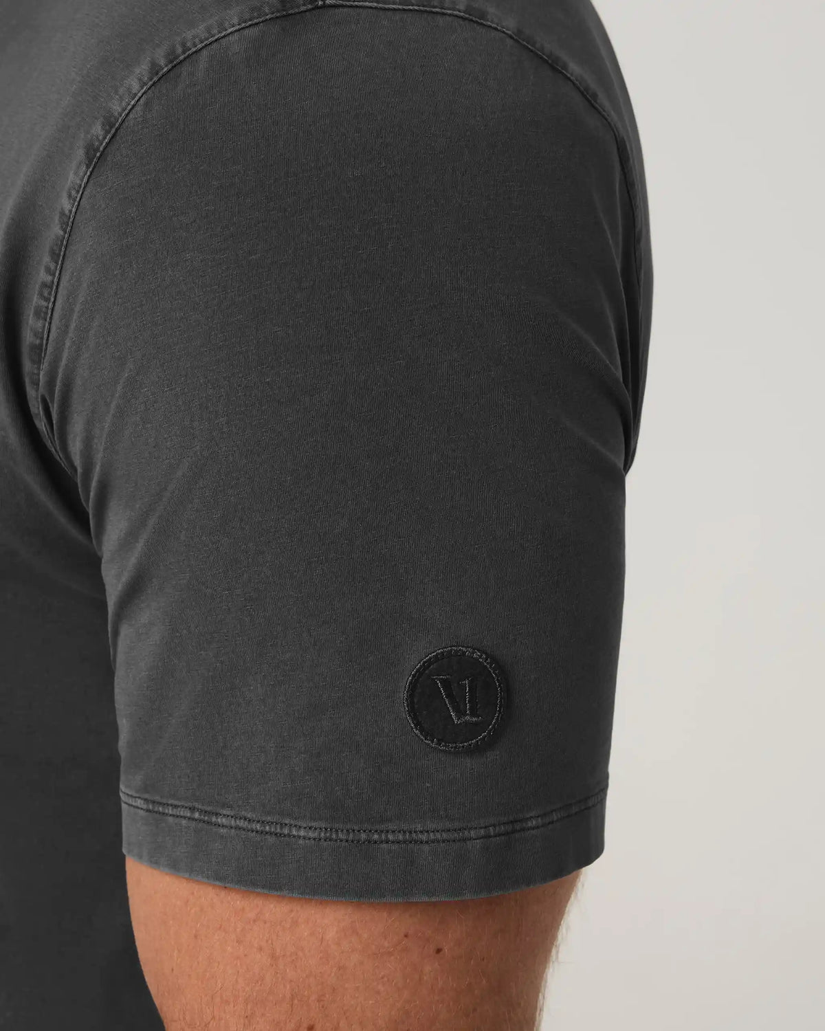 Short Sleeve Feather Polo