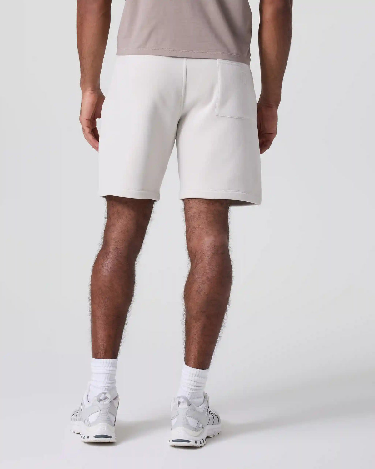 Seaside Short 8"